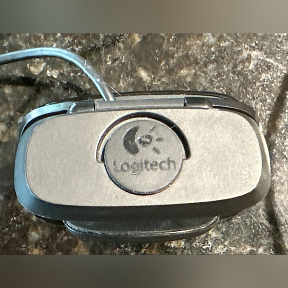 Logitech pre-owned computer webcam - Picture 4 of 4